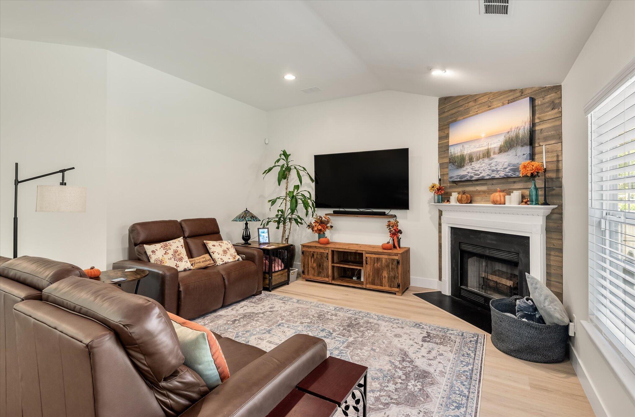 326 Cabrill Drive