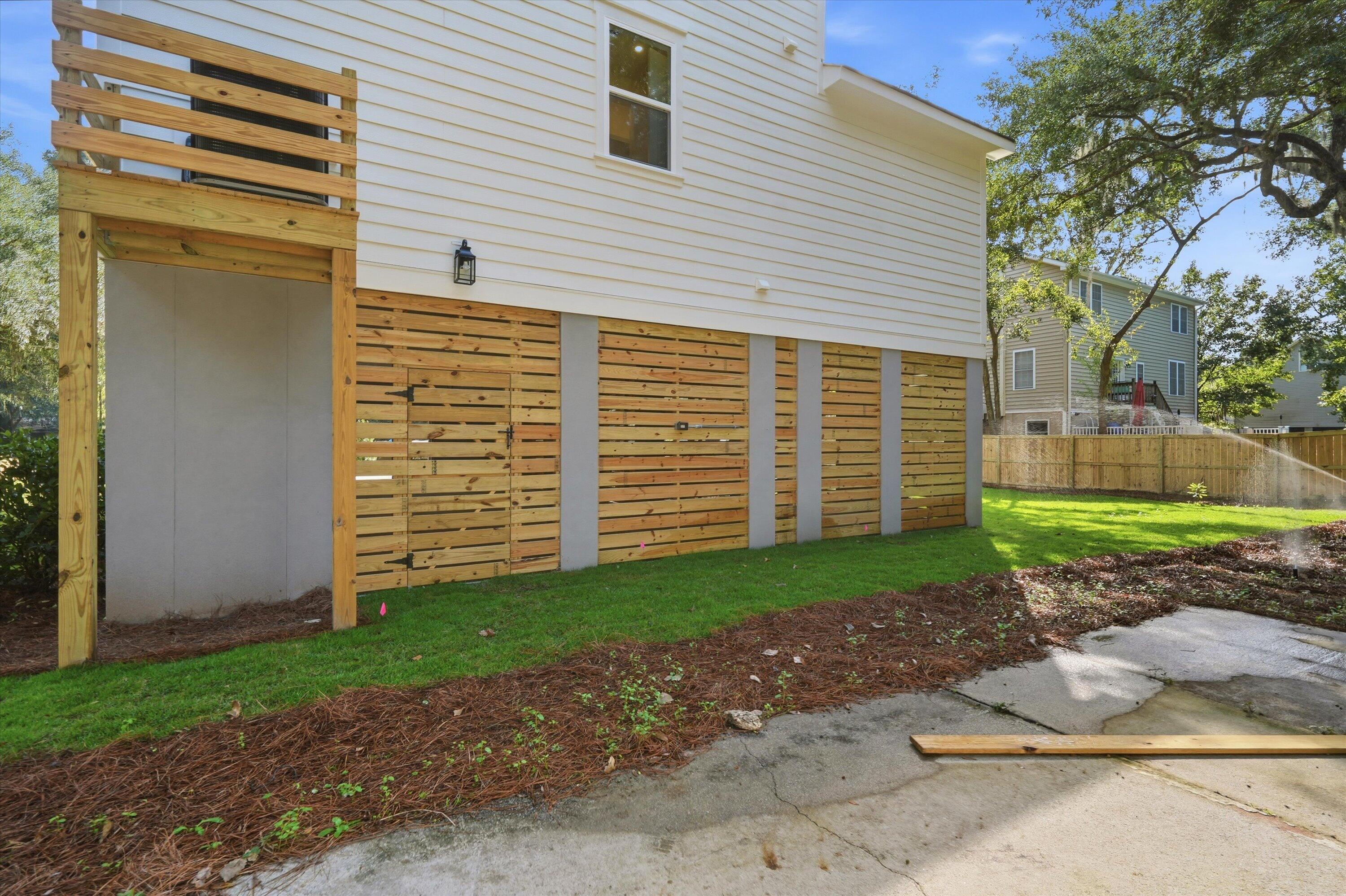 3670 Hilton Drive