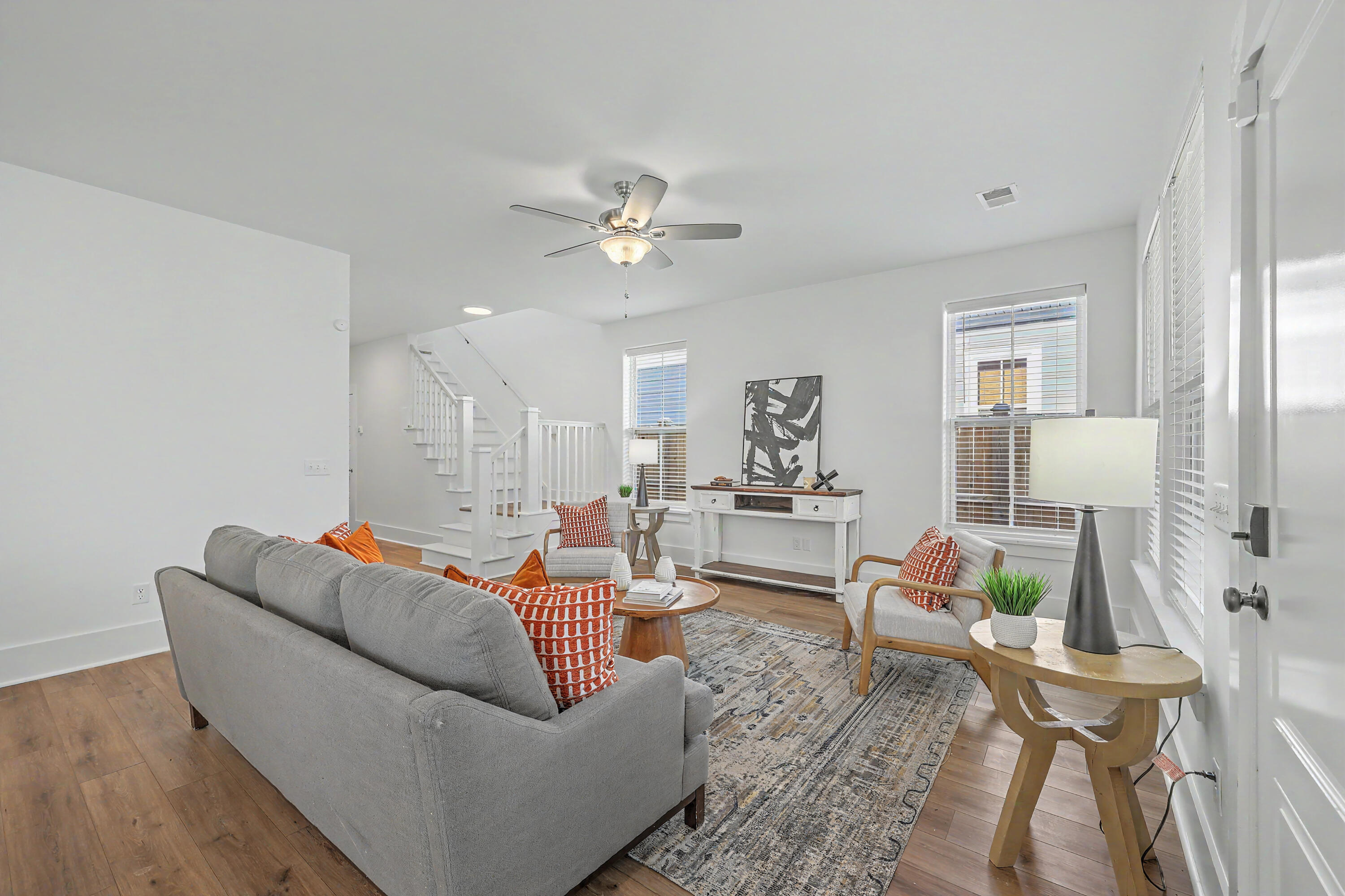 219 Clearblue Loop