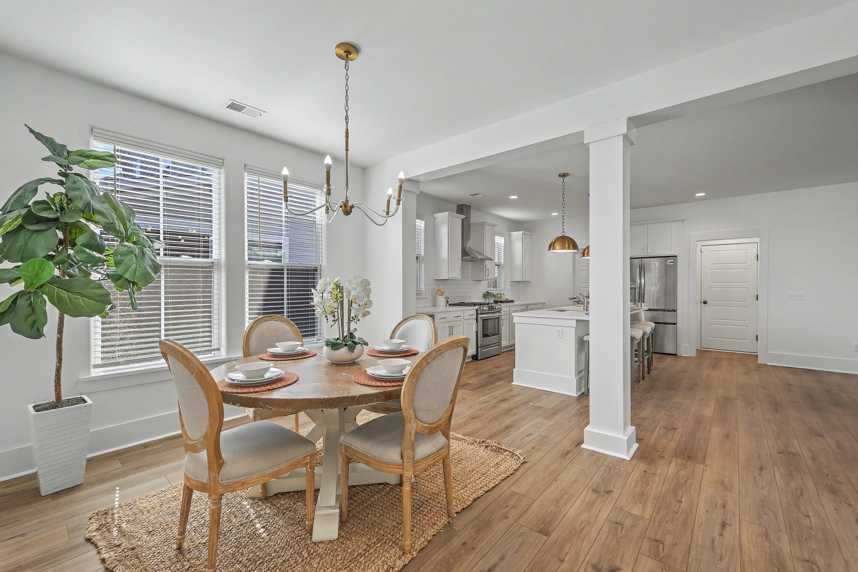 219 Clearblue Loop