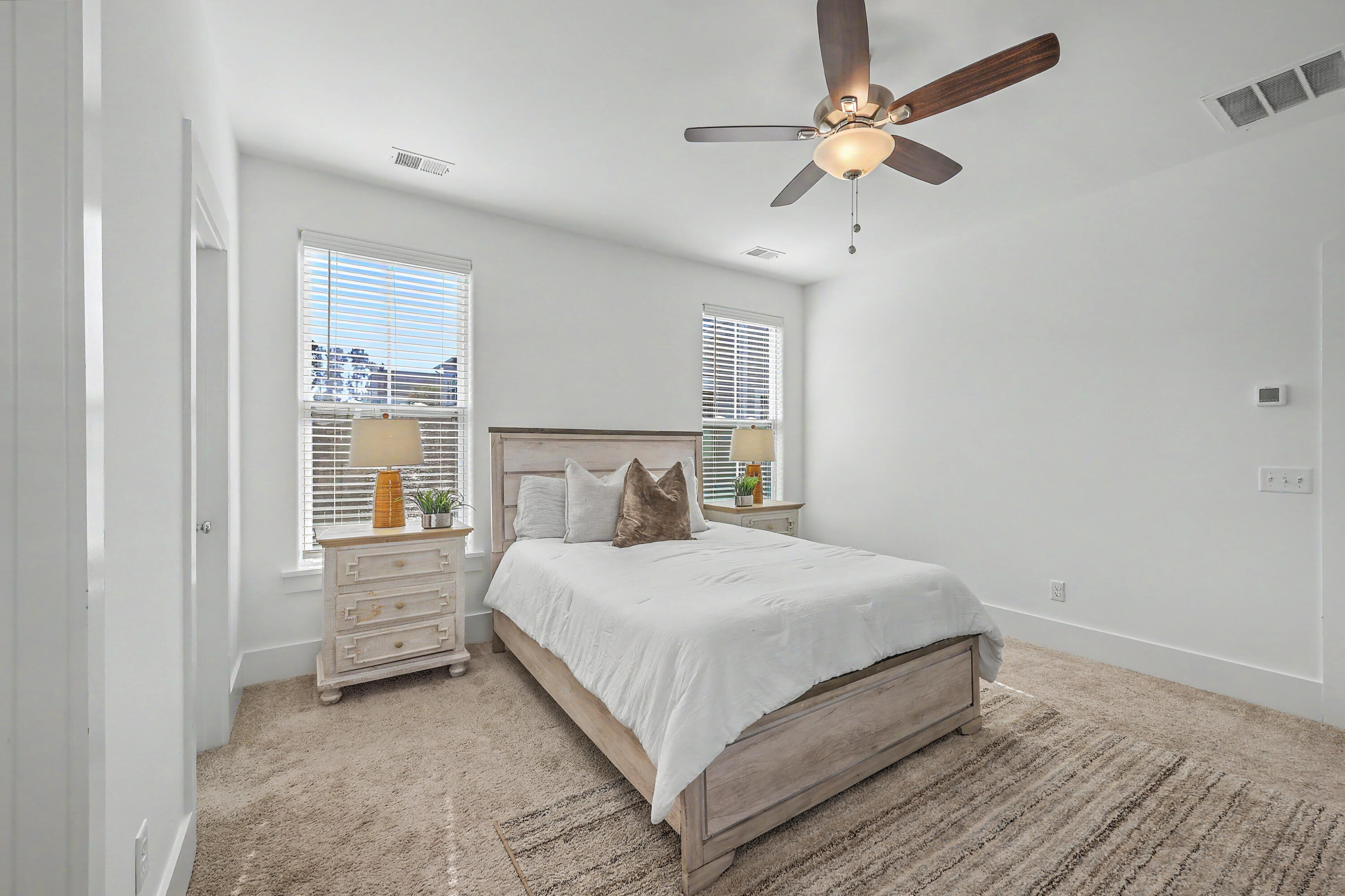 219 Clearblue Loop