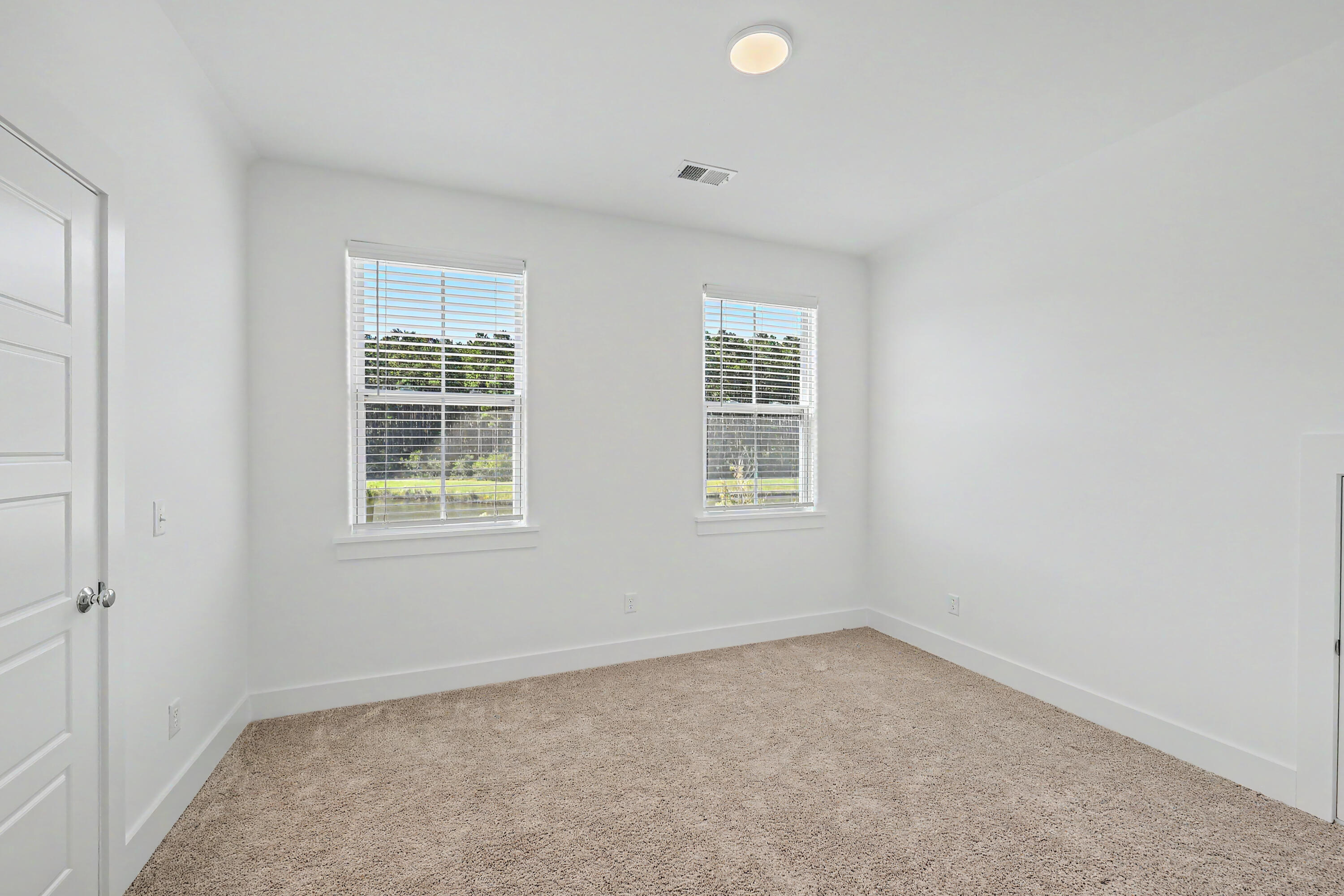 219 Clearblue Loop
