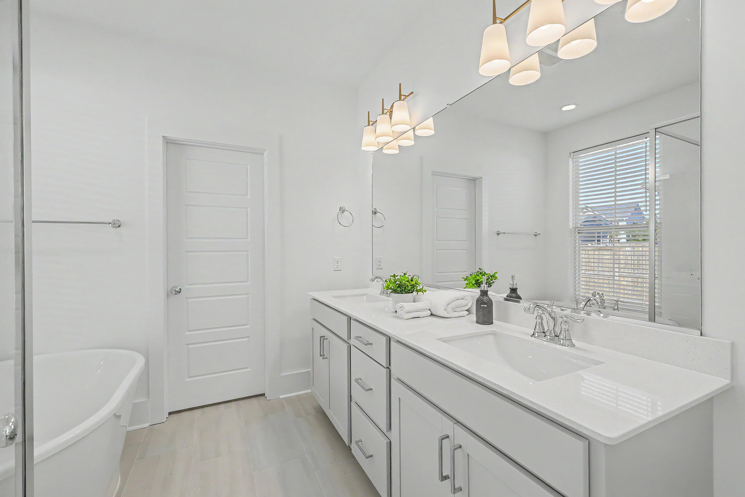 219 Clearblue Loop