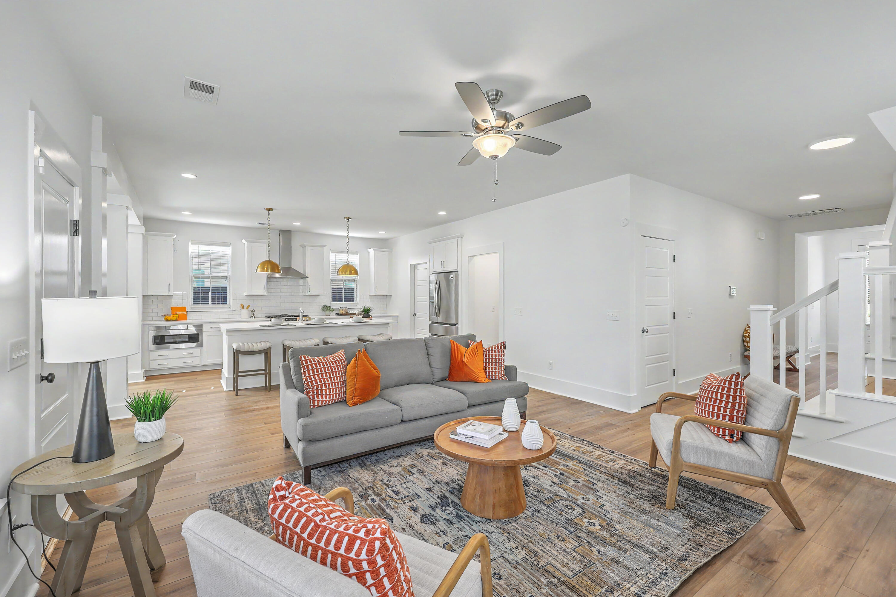 219 Clearblue Loop