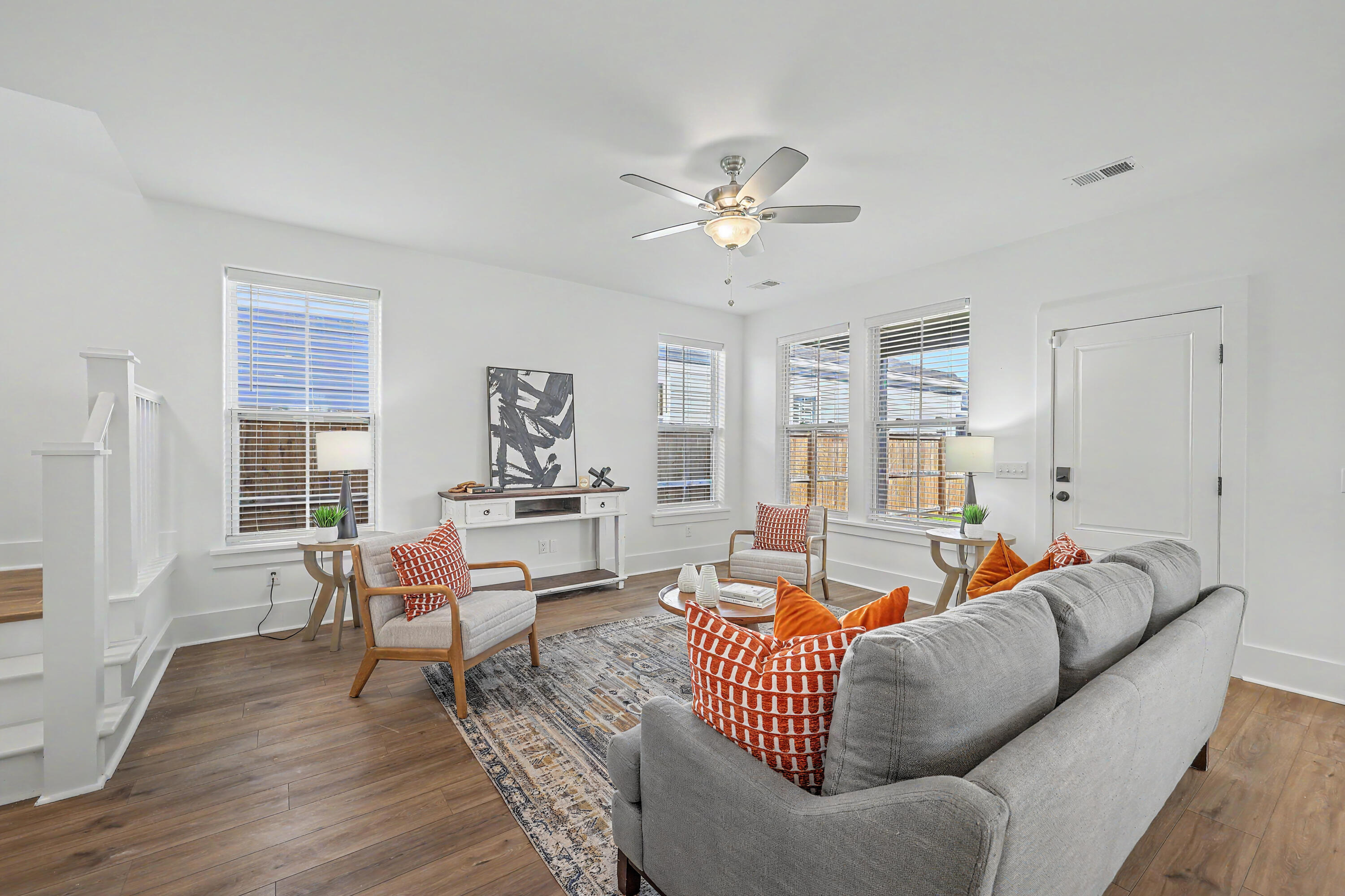 219 Clearblue Loop