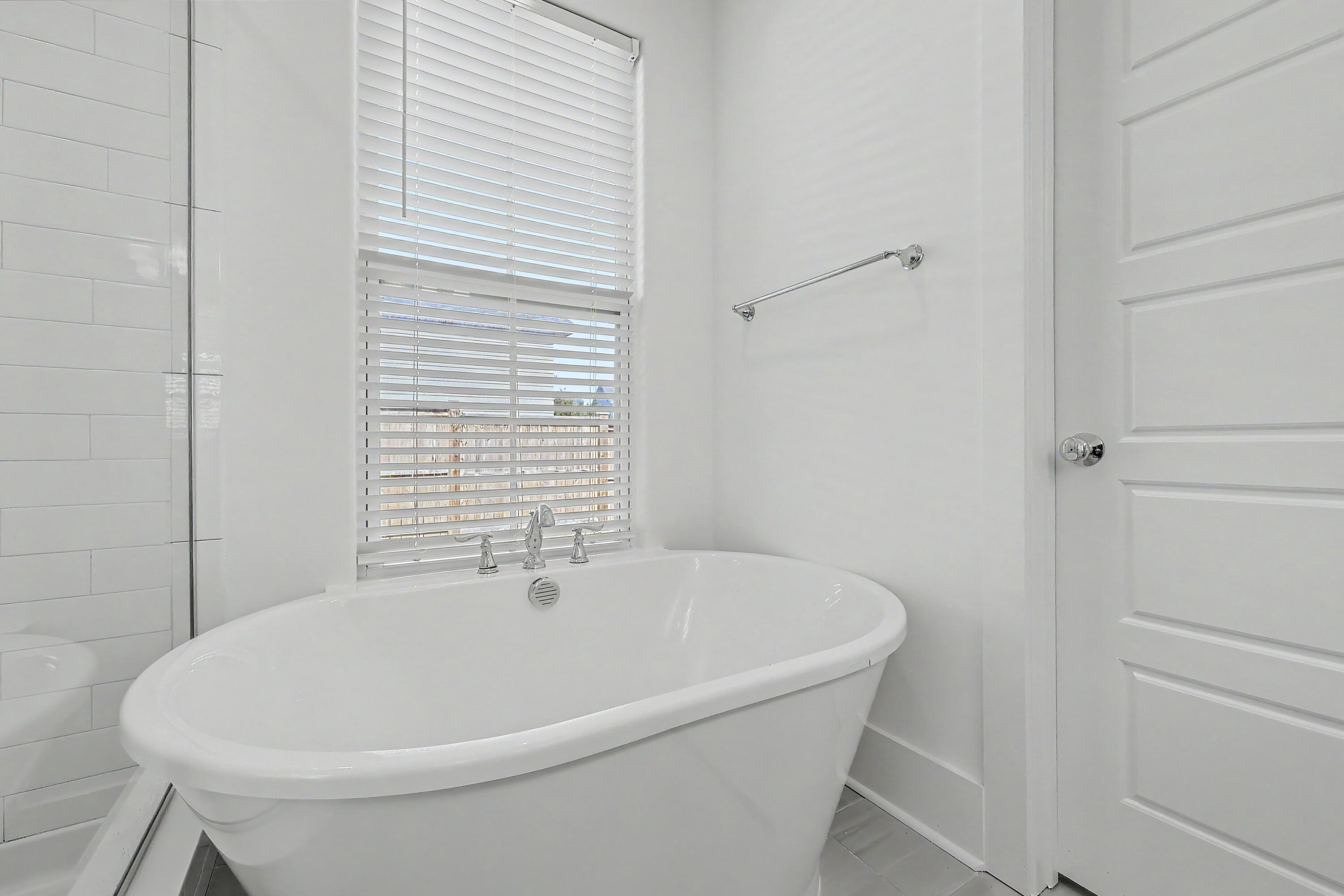219 Clearblue Loop