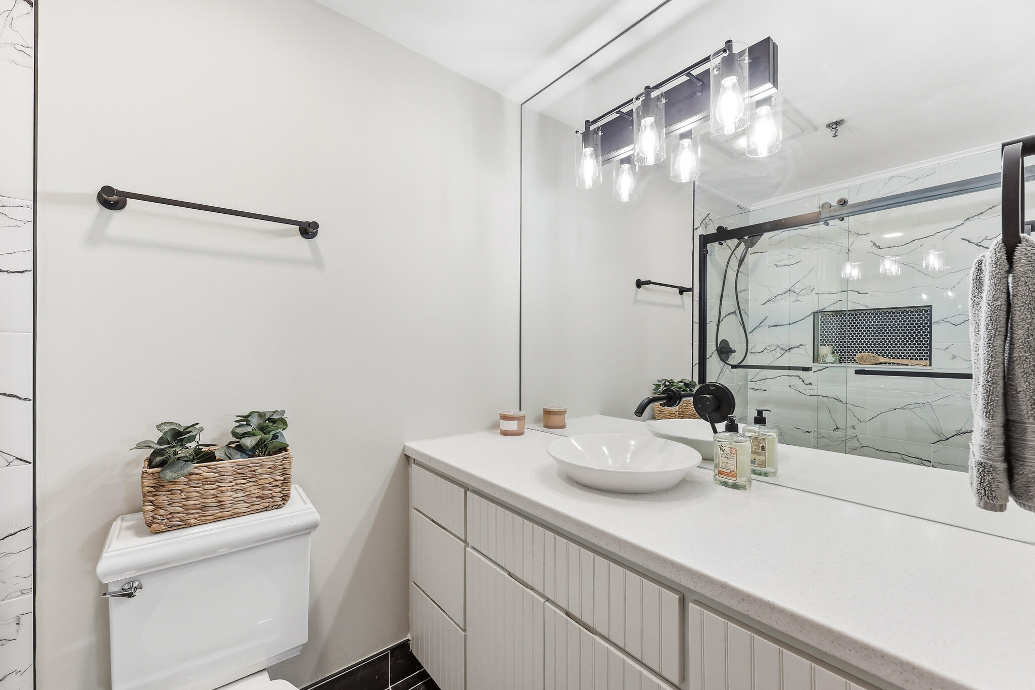 3 Queen Street Apt 304