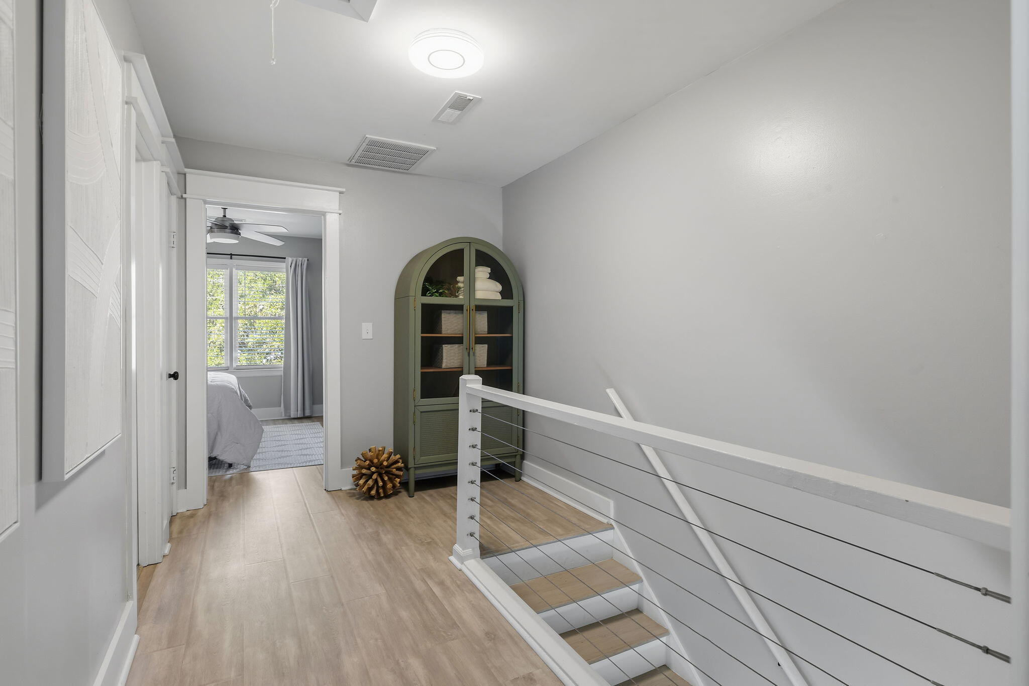 9 1/2 Halsey Street