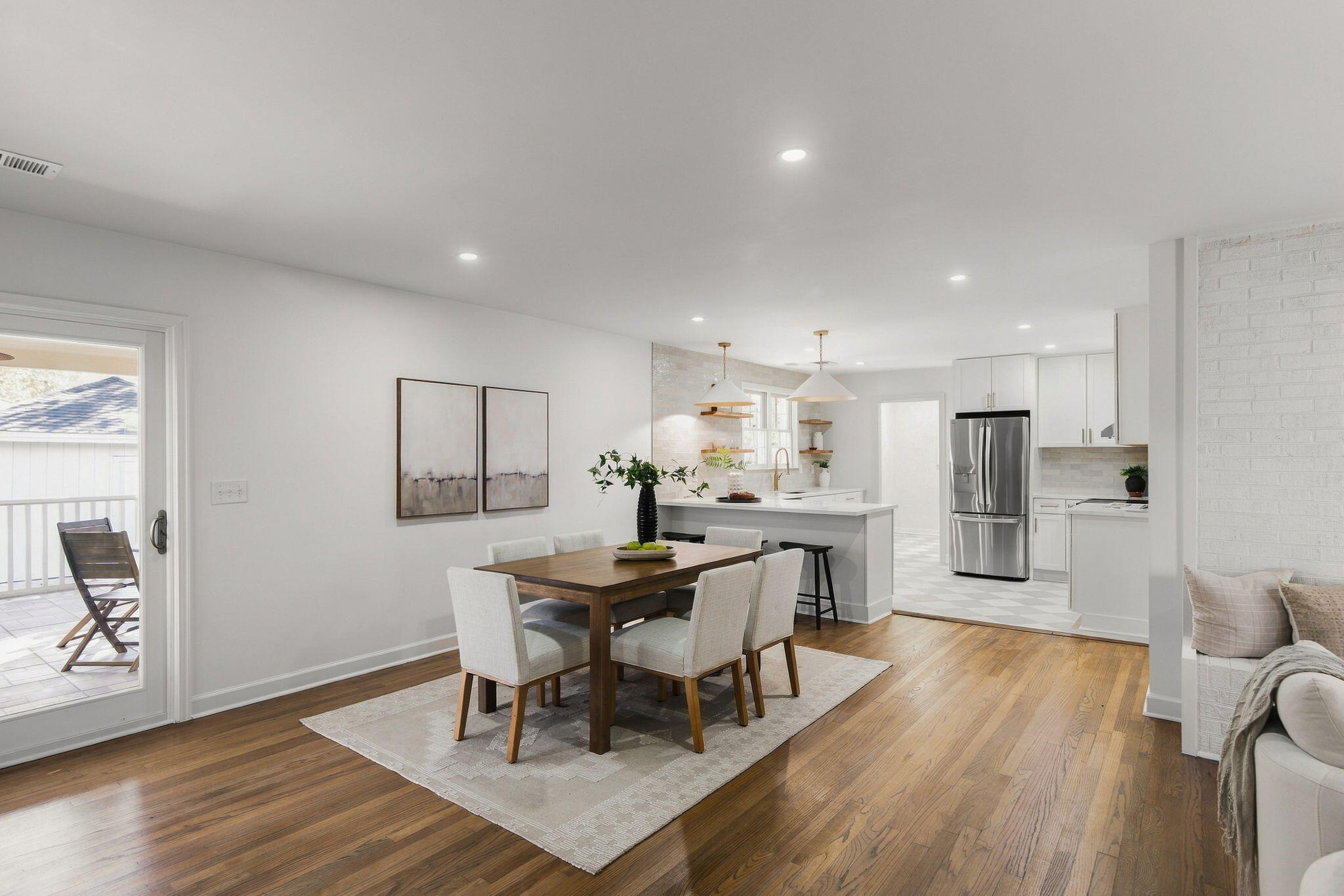 28 Farmfield Avenue