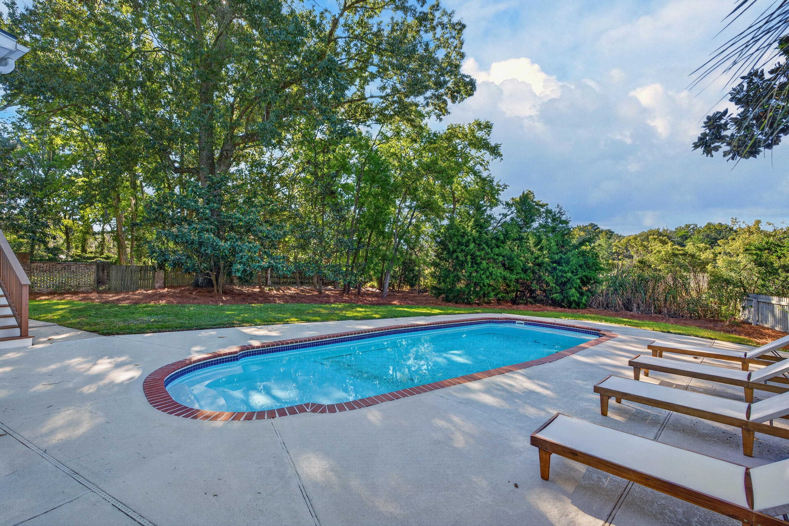 1635 Seignious Drive