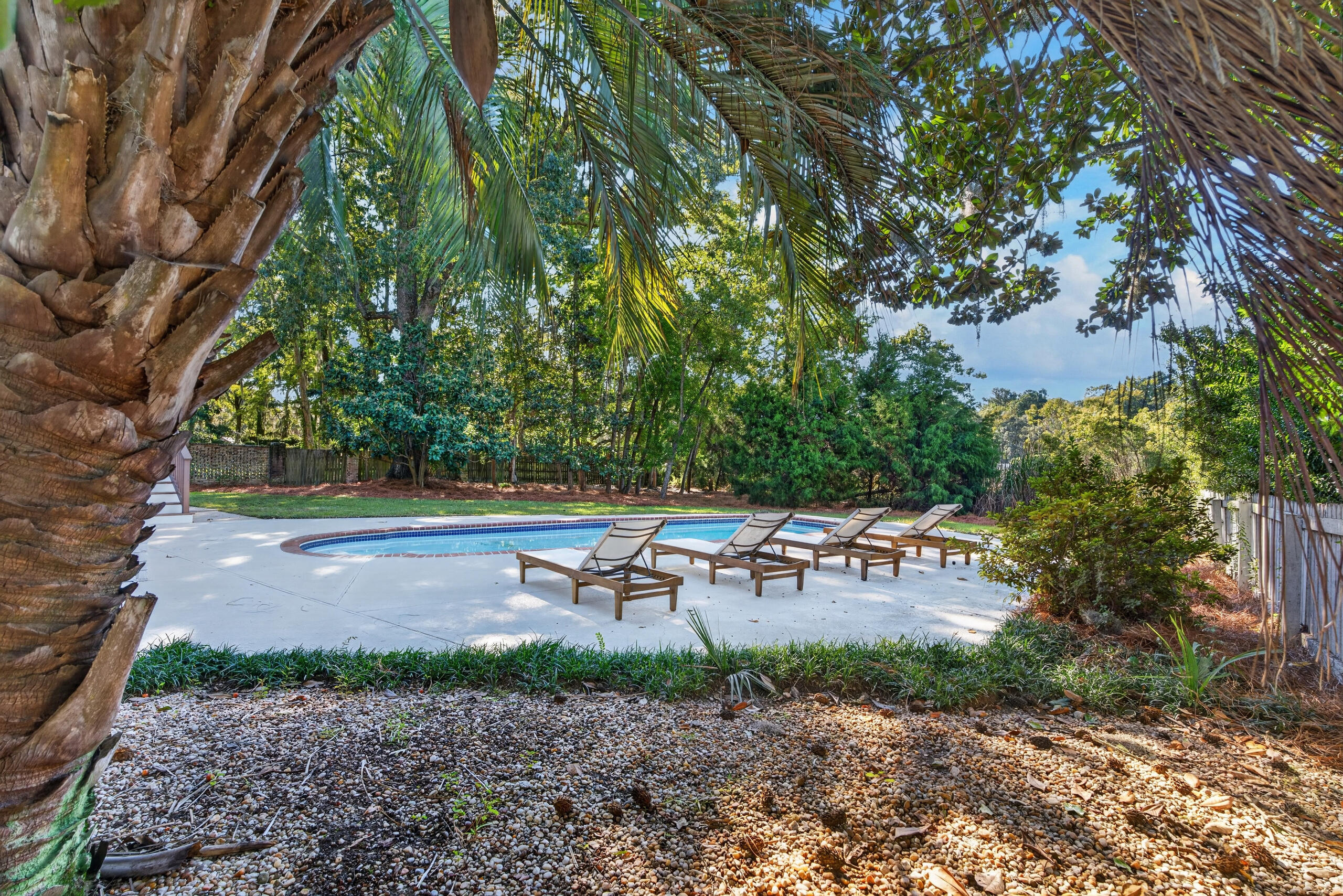 1635 Seignious Drive