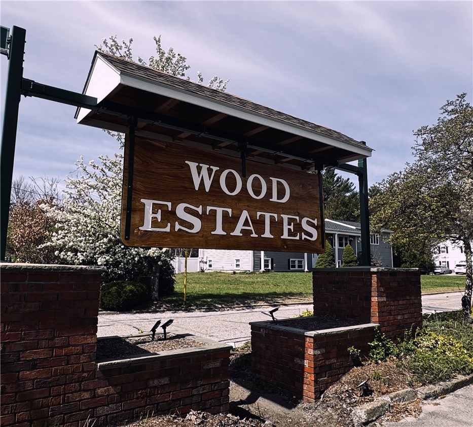 15 Wood Cove Drive