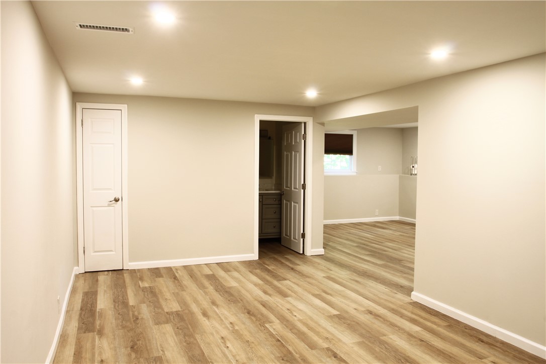 15 Wood Cove Drive