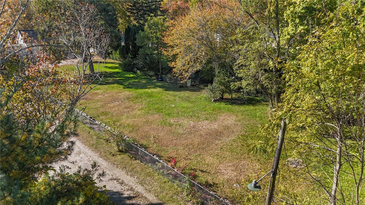 1539 Hope Road