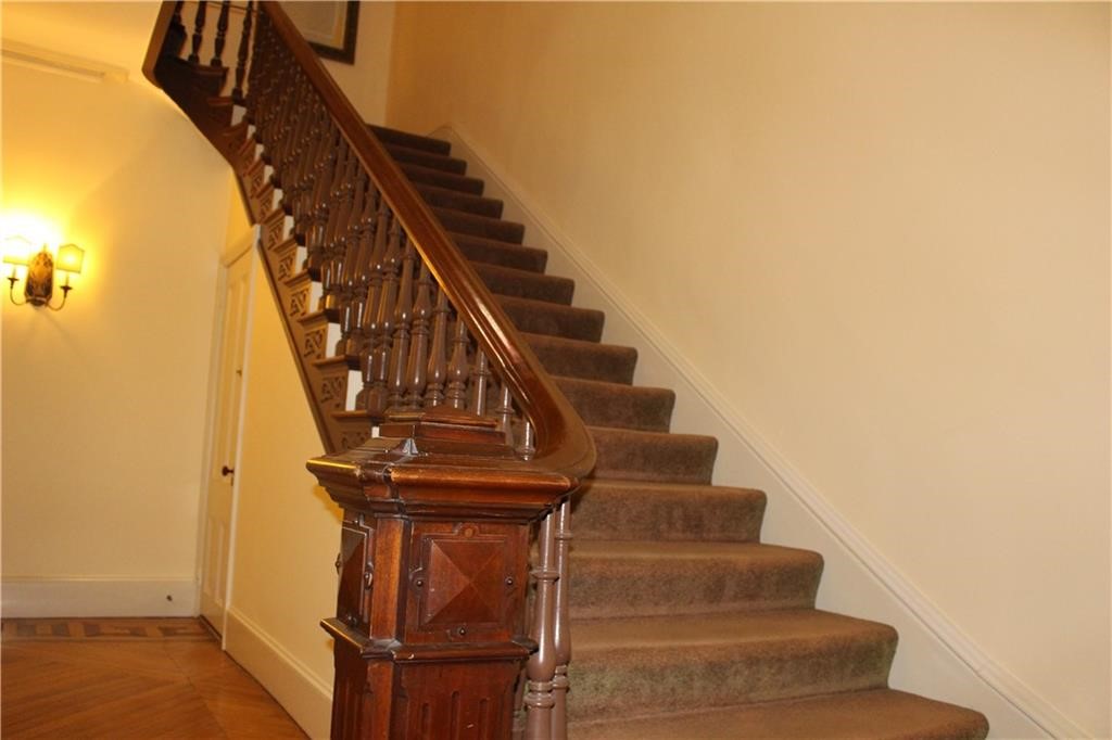 66 Webster Street 6