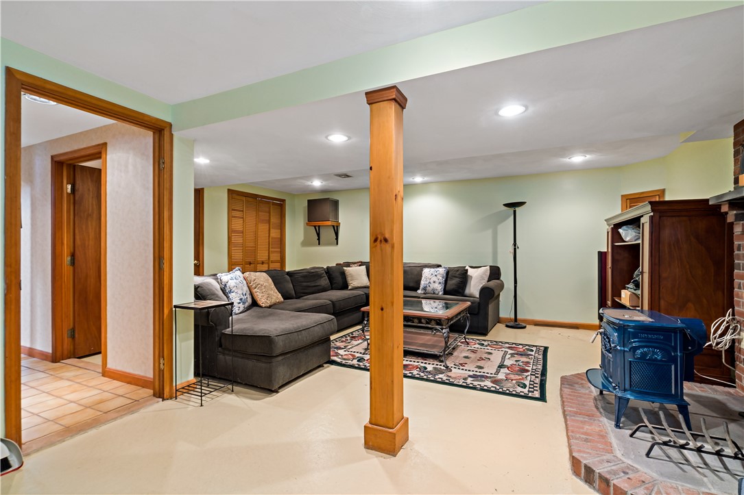 17 Carolyn Drive