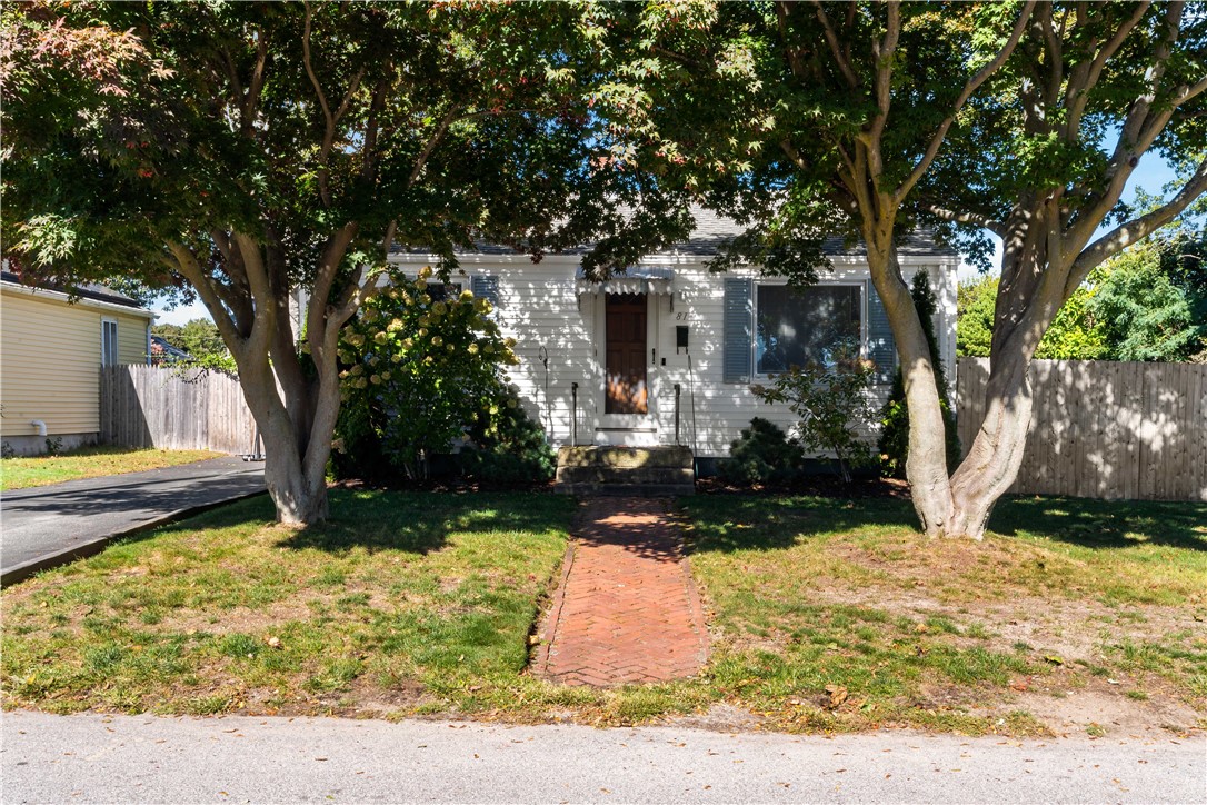 81 Easton Avenue
