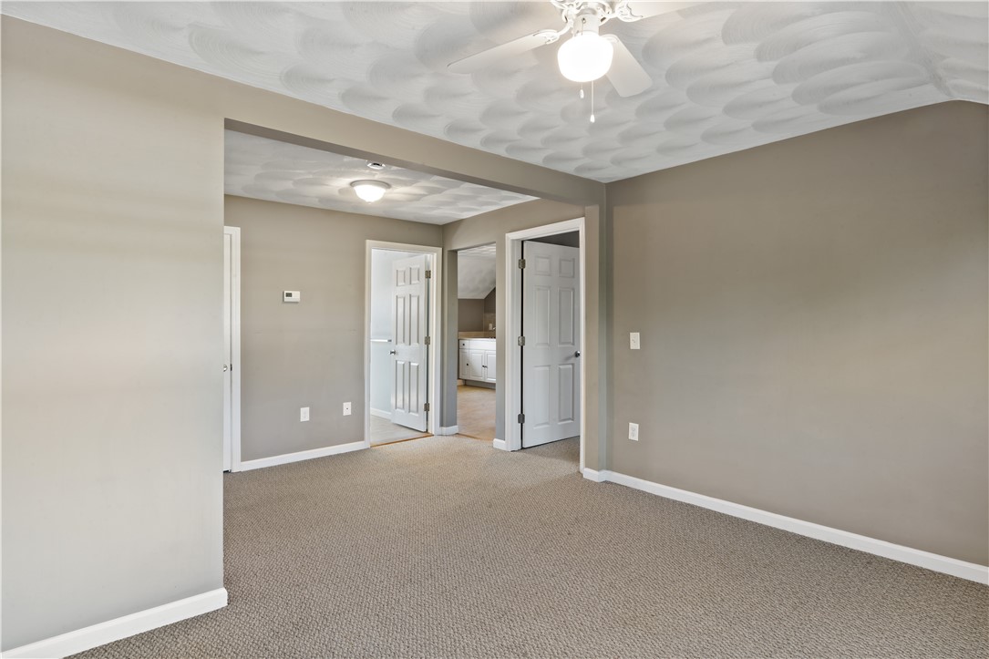 4 Oak Street 2