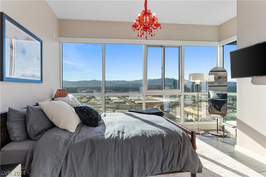 4575 Dean Martin Drive 2912