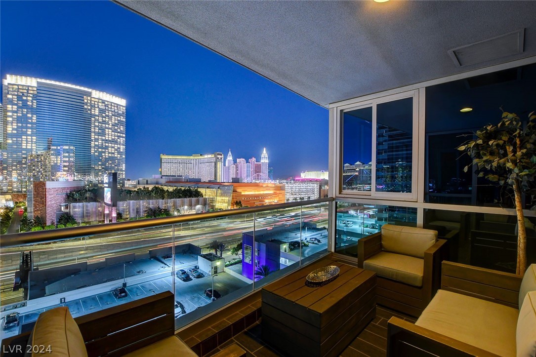 4525 Dean Martin Drive 1107