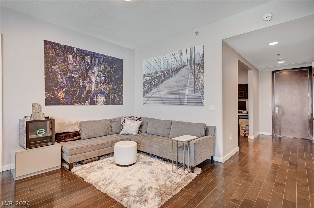 4525 Dean Martin Drive 1107
