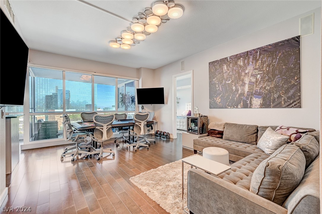 4525 Dean Martin Drive 1107