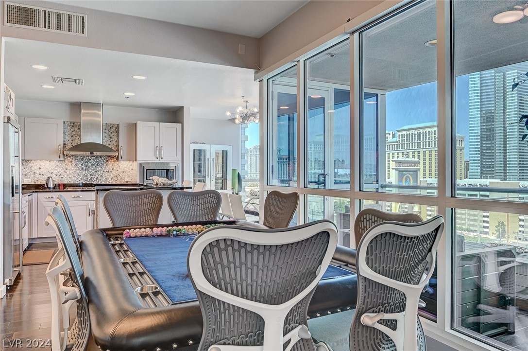 4525 Dean Martin Drive 1107