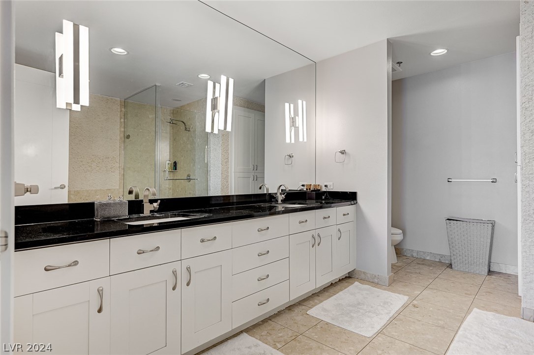 4525 Dean Martin Drive 1107