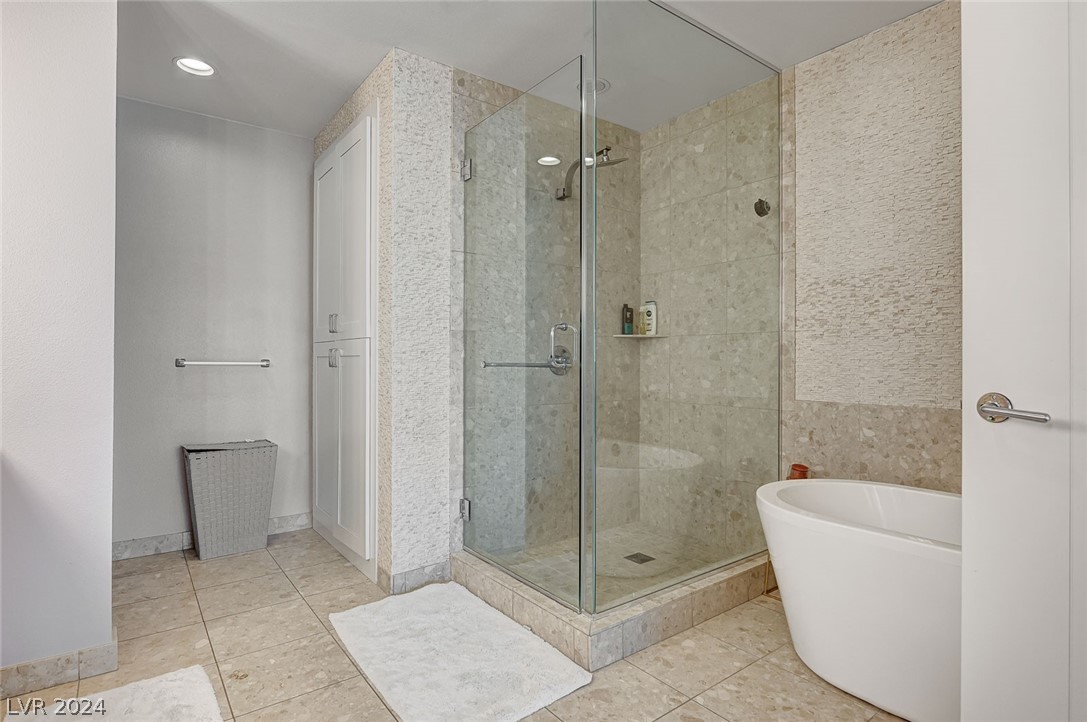 4525 Dean Martin Drive 1107
