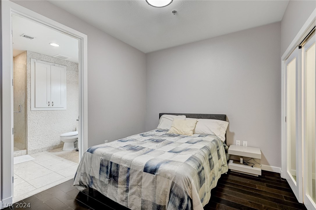 4525 Dean Martin Drive 1107