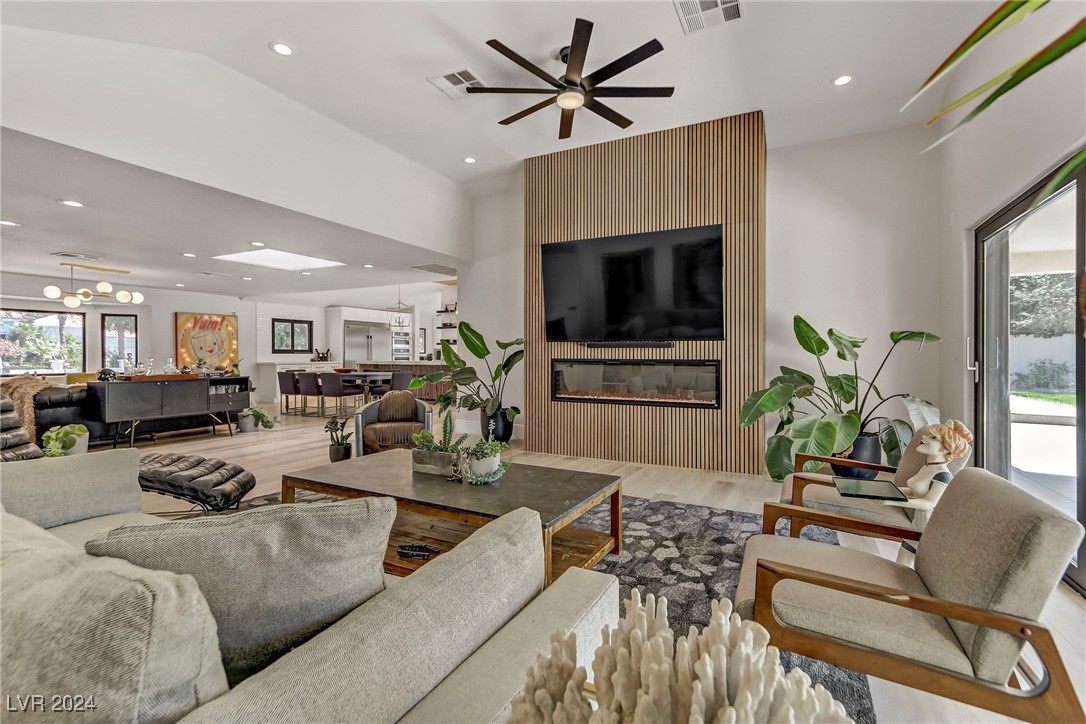 3111 Monte Rosa Avenue