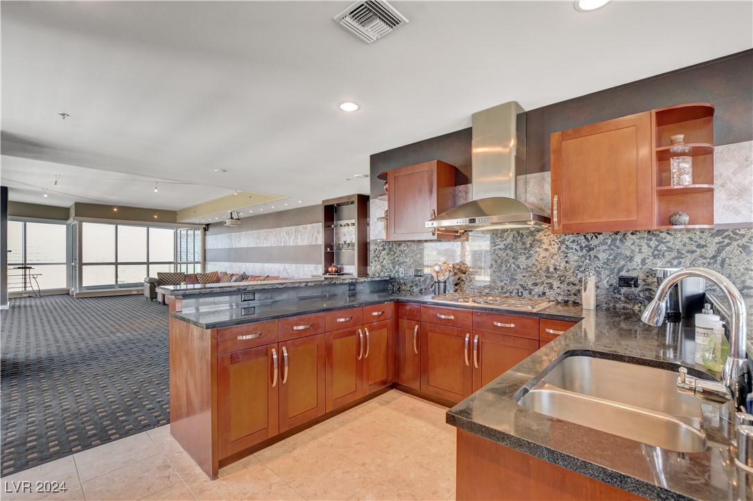 4575 Dean Martin Drive 3112