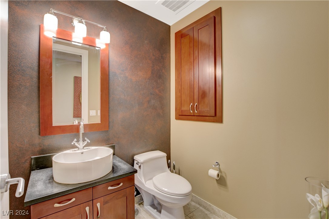 4575 Dean Martin Drive 3112