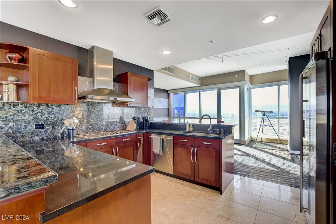 4575 Dean Martin Drive 3112