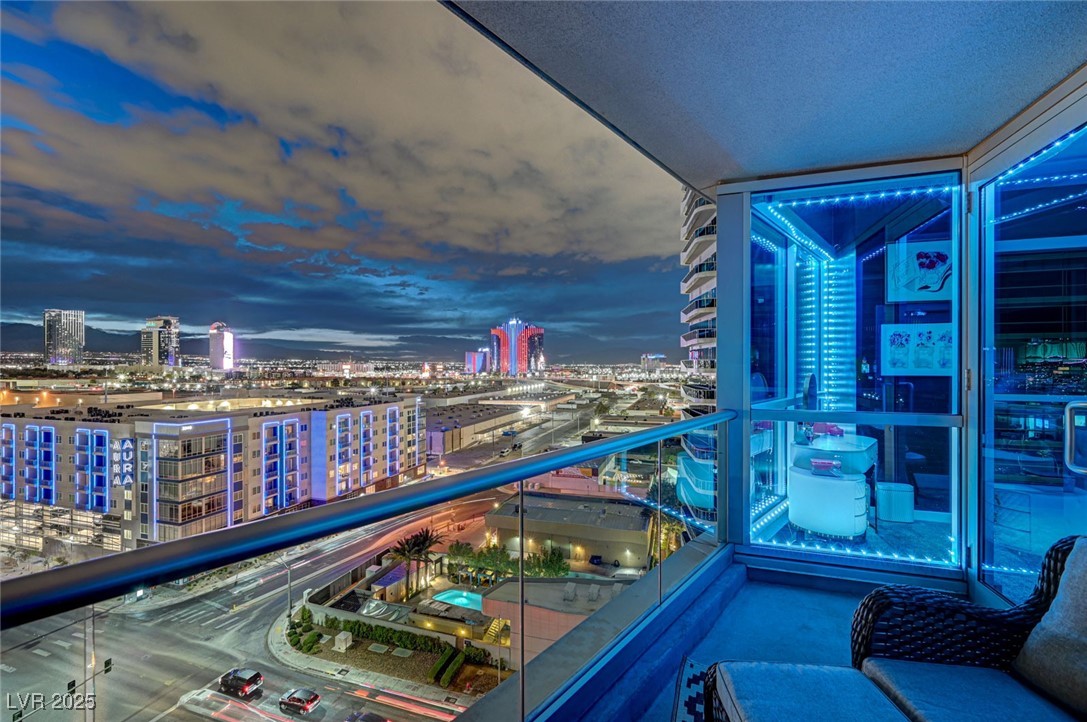 4525 Dean Martin Drive 1100