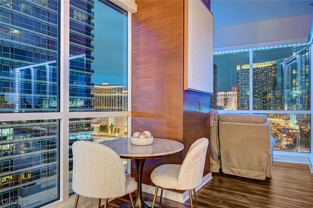 4525 Dean Martin Drive 1100