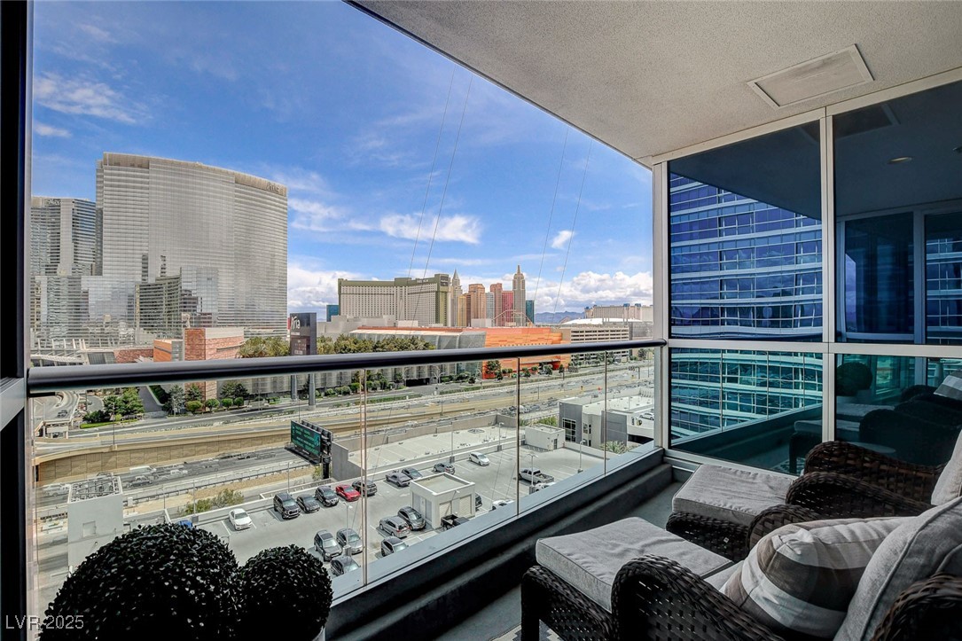 4525 Dean Martin Drive 1100