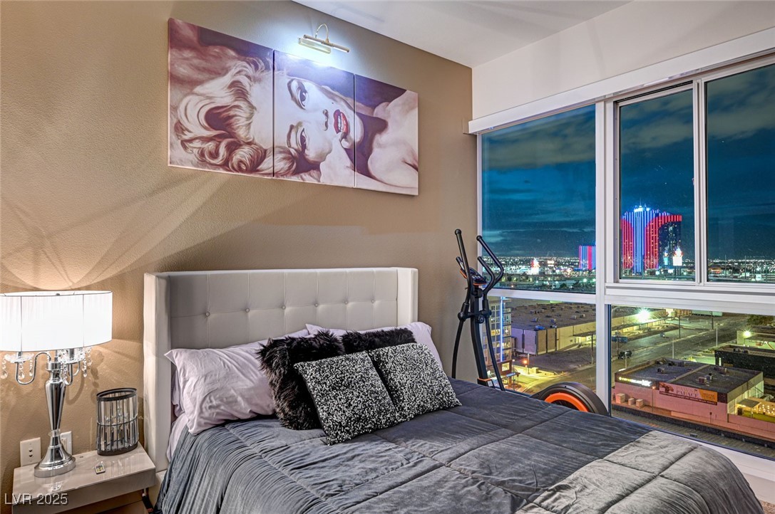4525 Dean Martin Drive 1100