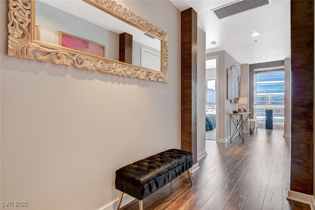 4525 Dean Martin Drive 1100