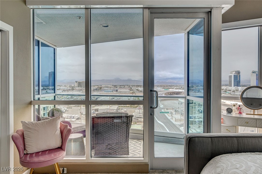 4525 Dean Martin Drive 1100