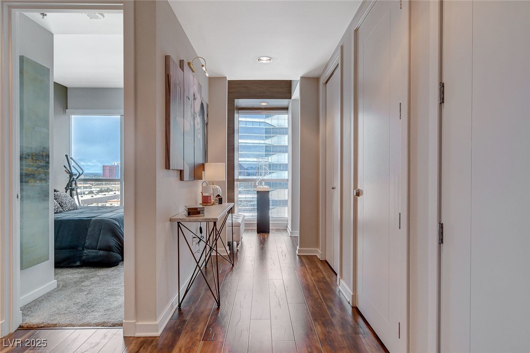 4525 Dean Martin Drive 1100
