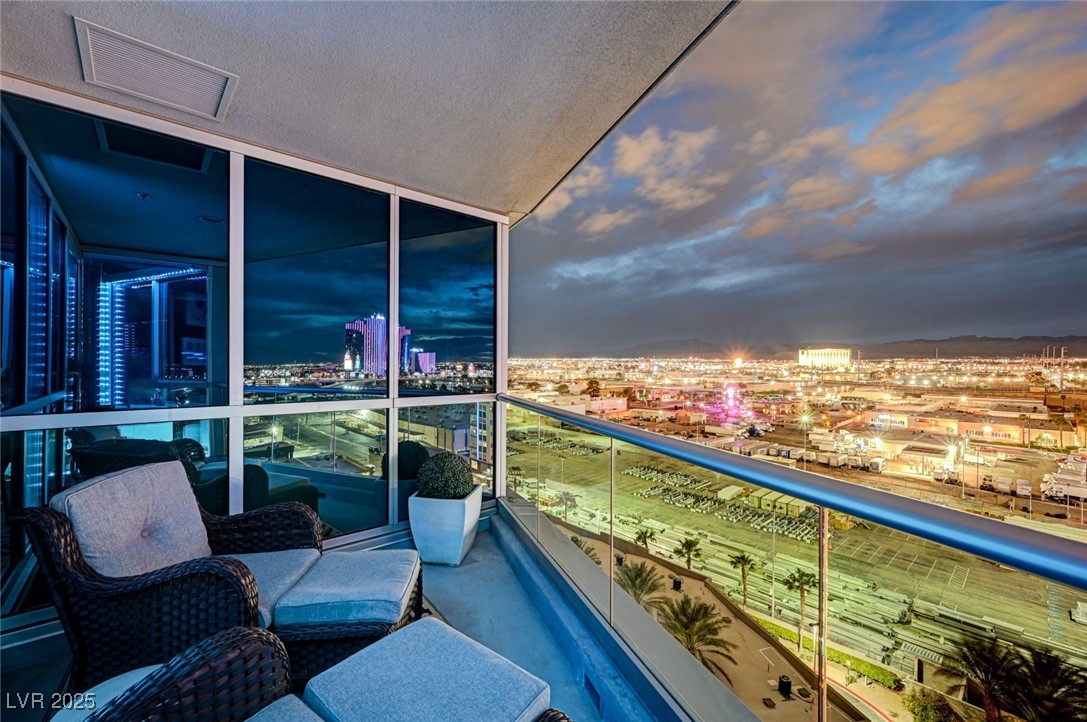 4525 Dean Martin Drive 1100