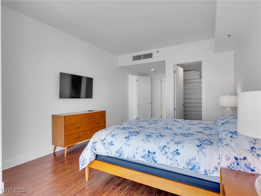 4525 Dean Martin Drive 3006