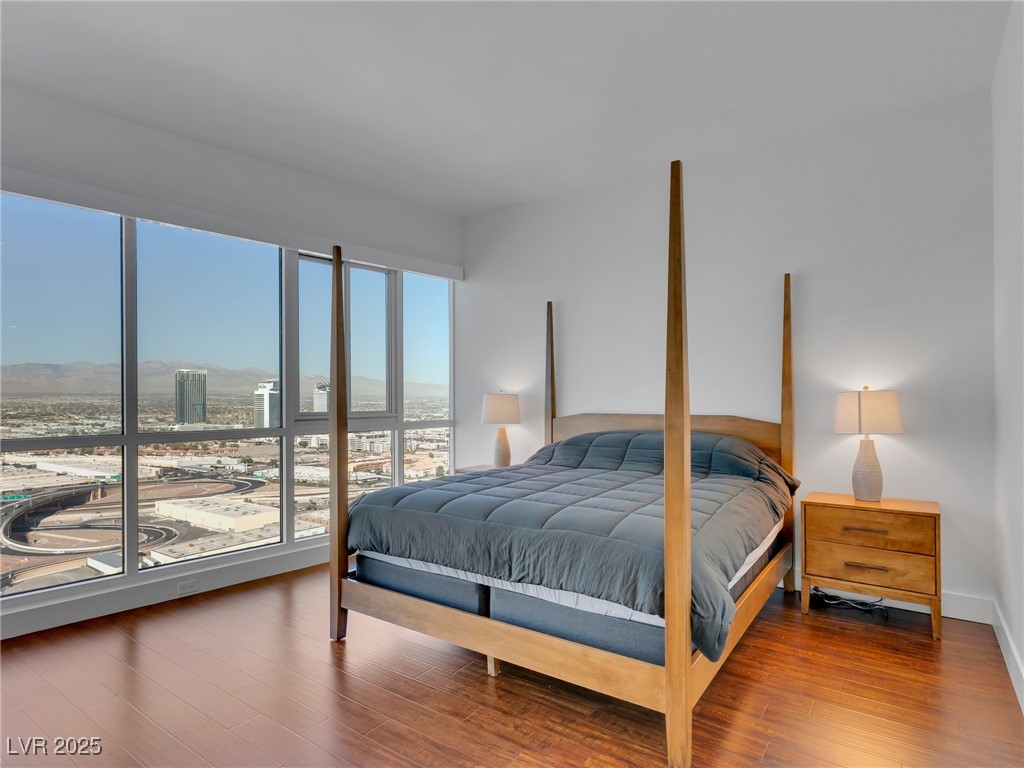 4525 Dean Martin Drive 3006