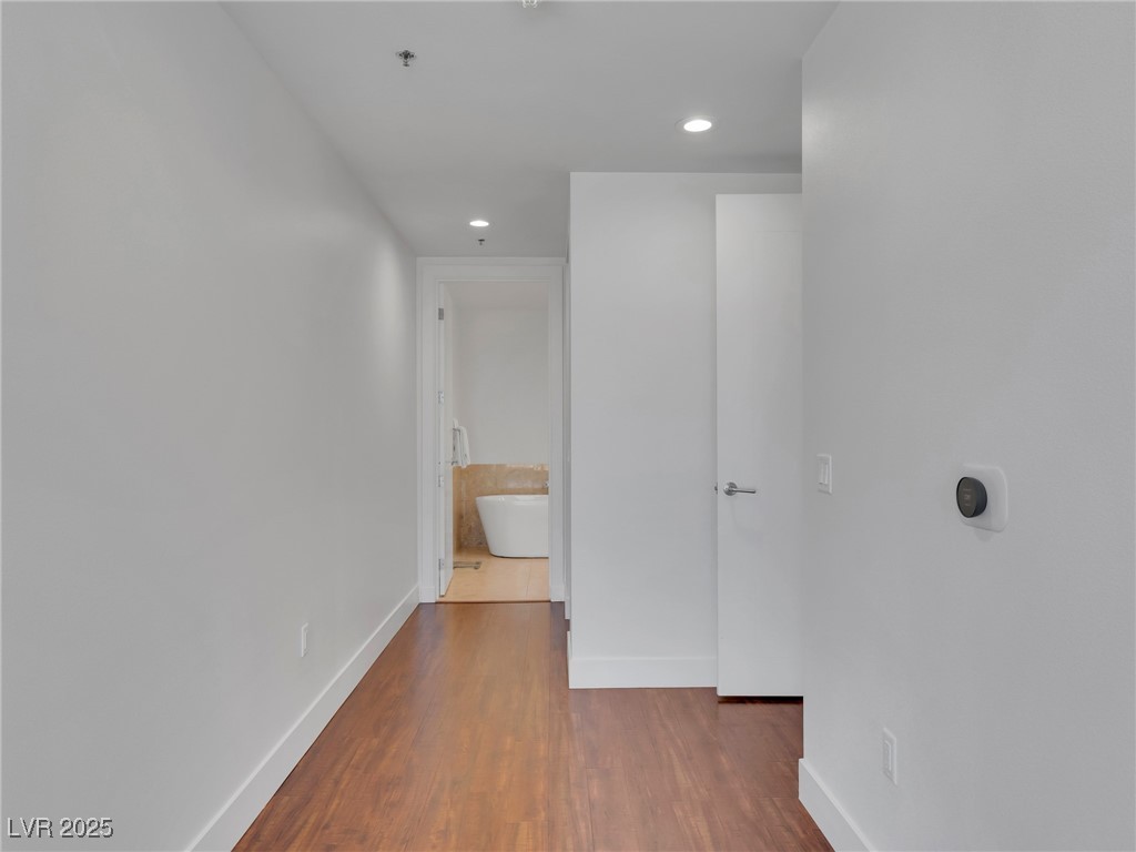 4525 Dean Martin Drive 3006