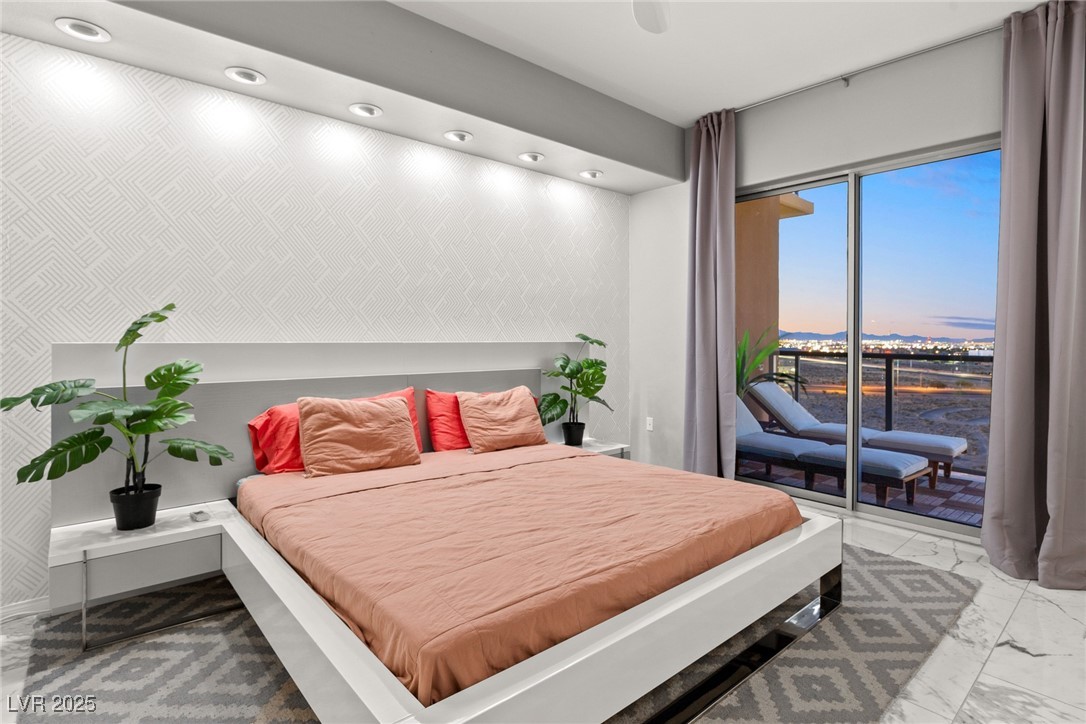 8255 South Las Vegas Boulevard 913