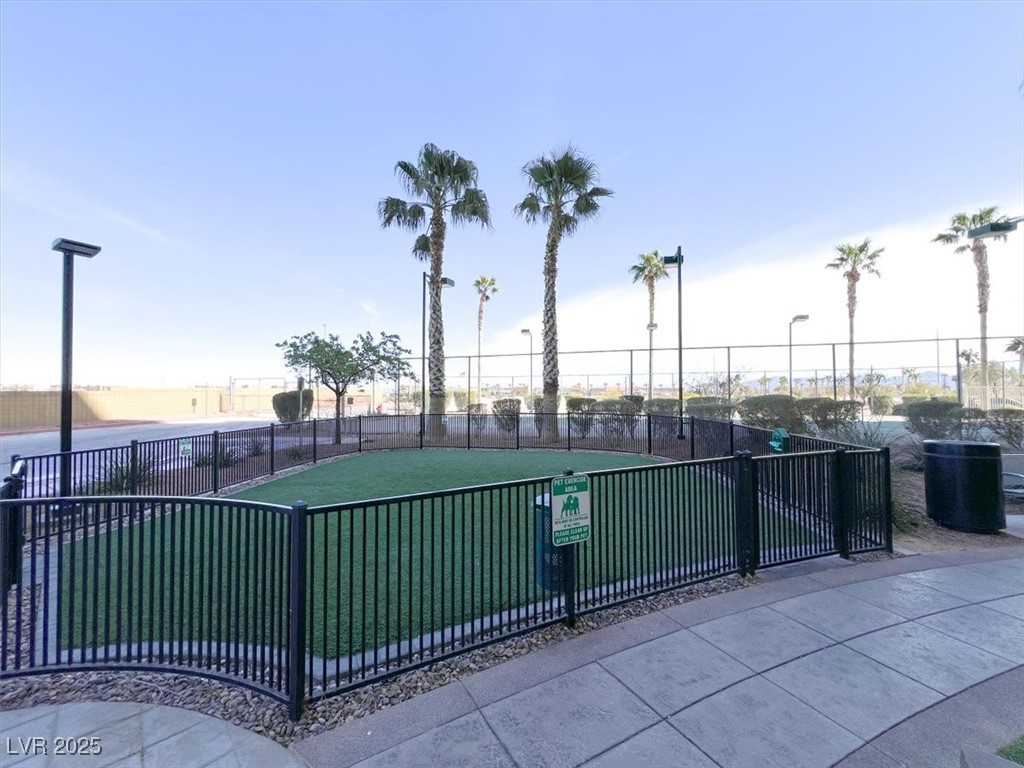 8255 South Las Vegas Boulevard 913