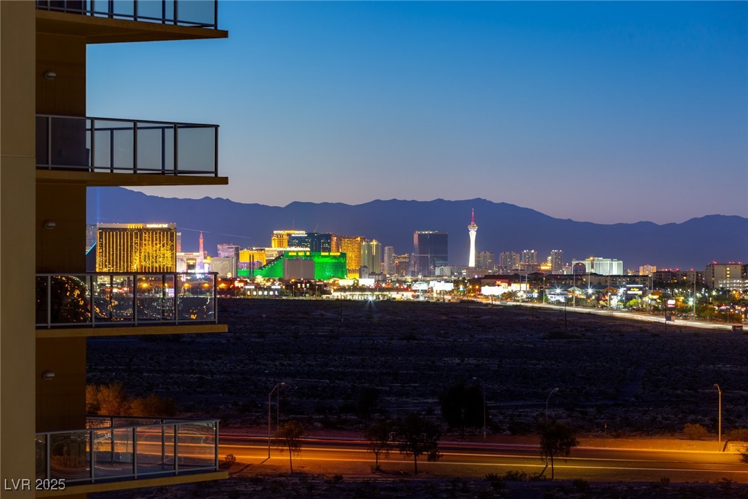 8255 South Las Vegas Boulevard 913