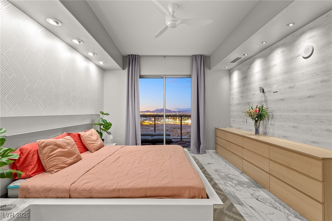 8255 South Las Vegas Boulevard 913