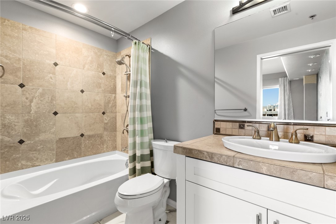 8255 South Las Vegas Boulevard 913